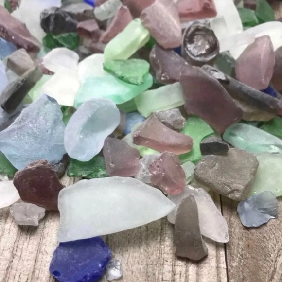 2lbs of Assorted Sea Glass for Coastal Crafting DIY Wedding decor Jewelry & More - Picture 4 of 11